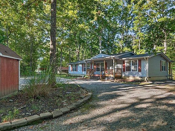 2nd image of 8376 Daniels Ln