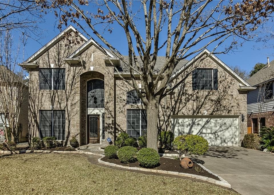 1st image of 15108 Savannah Heights Dr