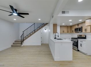6671 Bubbling Brook Dr UNIT C, Las Vegas, NV 89107