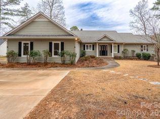 338 Plantation Way, Mount Gilead, NC 27306