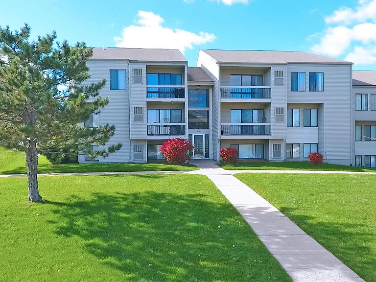 Hunters Ridge — Photo 35