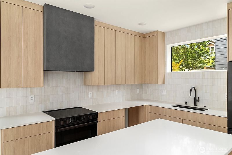 2nd image of 8544 Interlake Avenue N