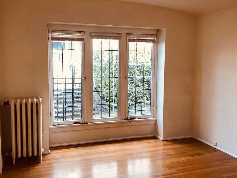 633 12th Ave E #20 — Photo 8