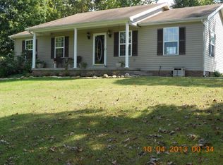 670 Pine Woods Rd, Berea, KY 40403