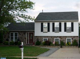 26 Hollybush Dr, Glassboro, NJ 08028