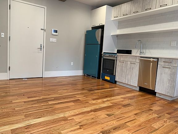 3rd image of 245 Sullivan Pl #2C