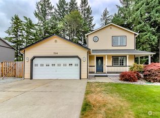 714 Golphnee Loop SE, Rainier, WA 98576