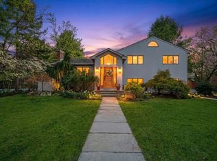 54 Oakvale Rd, Newton, MA 02468