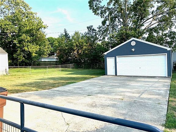 2nd image of 2812 Inland Dr