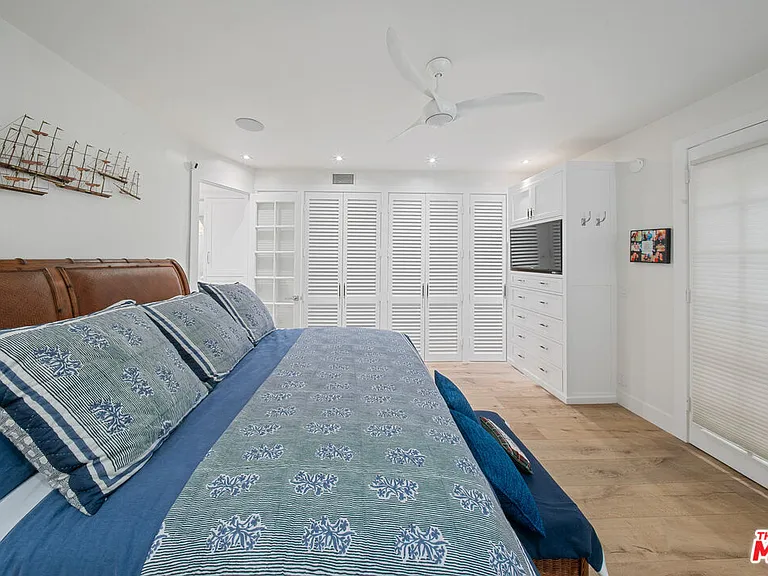 1 Eastwind St #203 — Photo 28