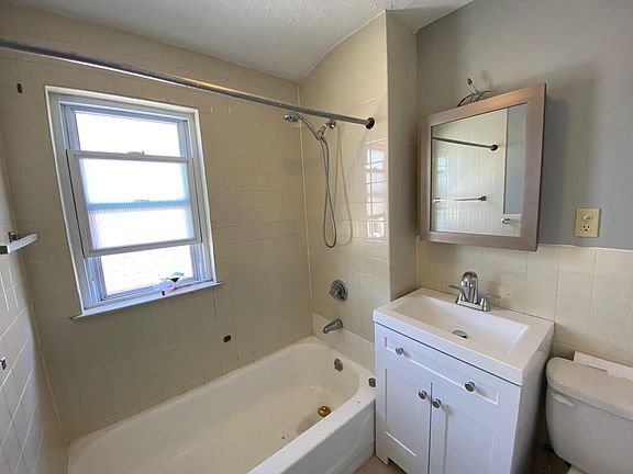 Bathroom (Still finishing Renovation)