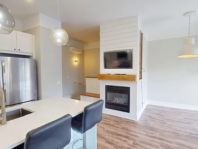 605 15th Ave SW #20 — Photo 3