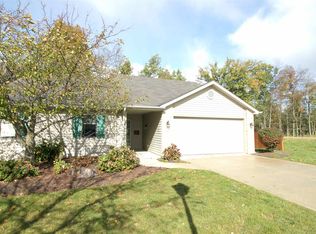 823 Owls Point, Fort Wayne, IN 46825