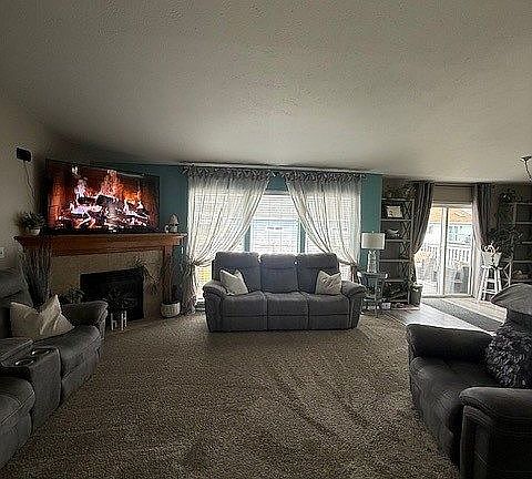 5th image of 17920 N Addison Ct