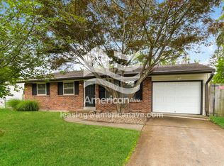430 Patterson Ln, Florissant, MO 63031