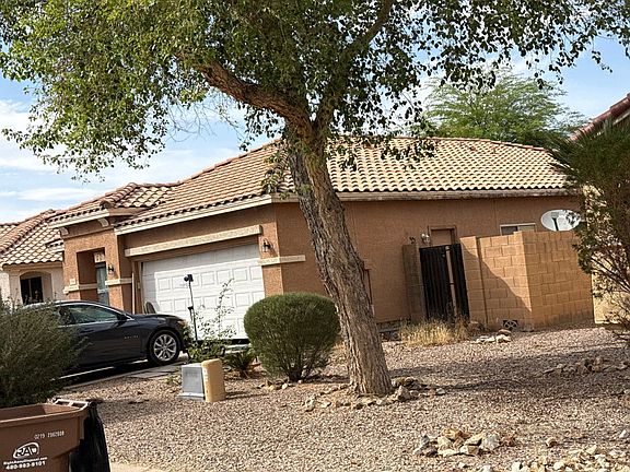 2nd image of 2880 W Hayden Peak Dr