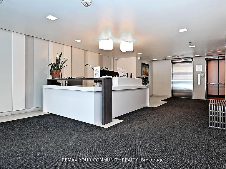 11 Superior Ave #907 — Photo 4