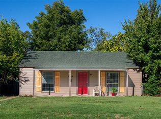 3754 Townsend Dr, Fort Worth, TX 76110