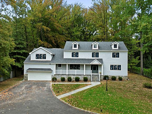 2nd image of 39A Barlow Lane