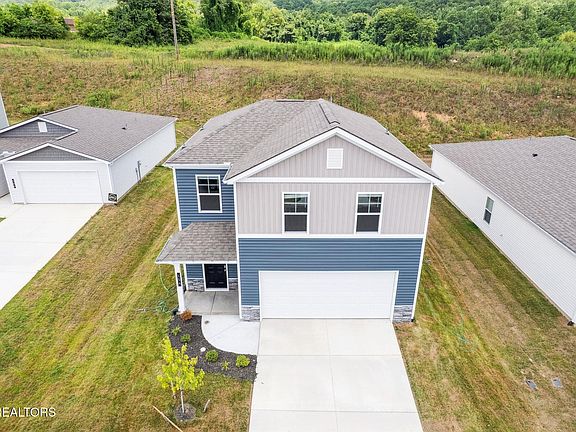 2nd image of 154 S Blissful Meadows Dr