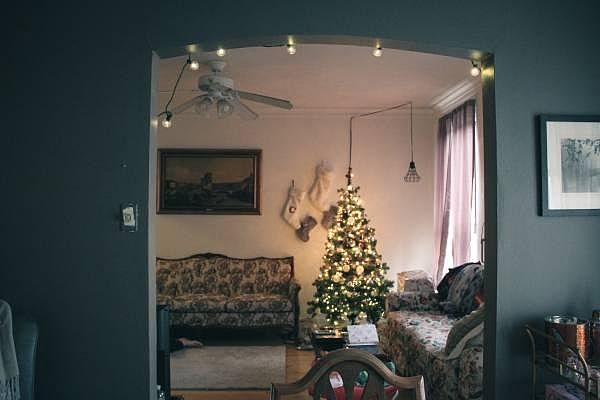 1st image of 1720 E Capitol Dr APT 312