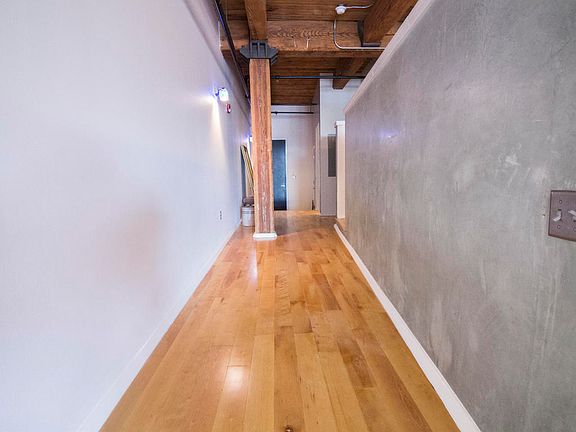 4th image of 220 W Jackson Ave APT 302