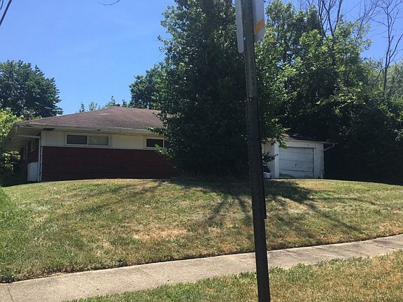 2nd image of 8654 Bobolink Dr