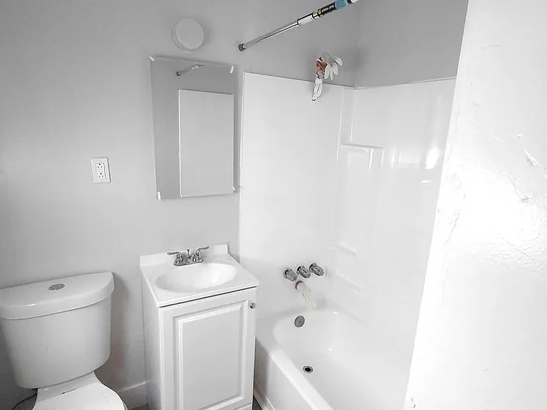 819 S Palos Verdes St #C — Photo 5