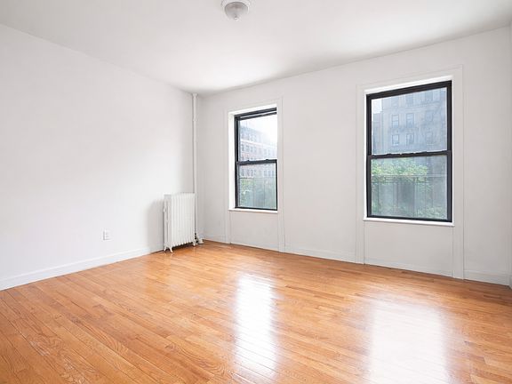 2nd image of 842 Saint Nicholas Ave #4C