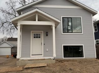 1524 Fremont Ave NW, Grand Rapids, MI