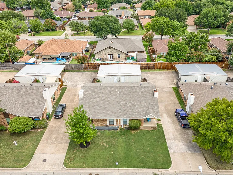 5718 Cancun Dr — Photo 26