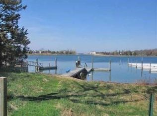 63 Scotts Landing Rd, Southampton, NY 11968