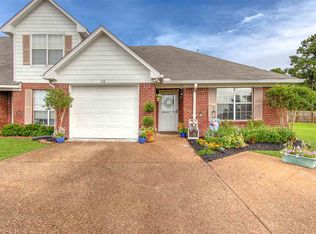 408 Woodlake Ln, Brandon, MS 39047