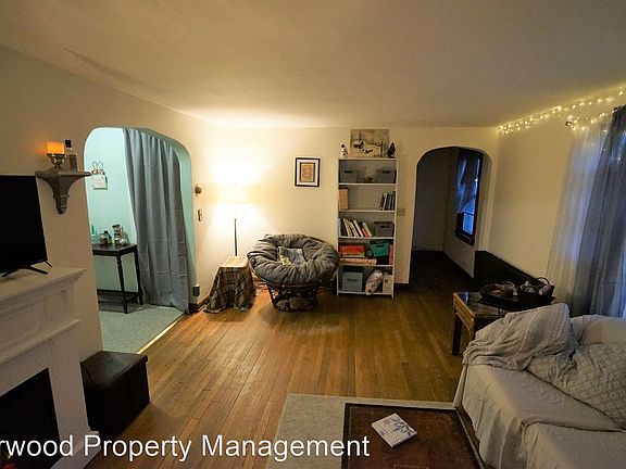 3rd image of 1705 Rowland Ave #2