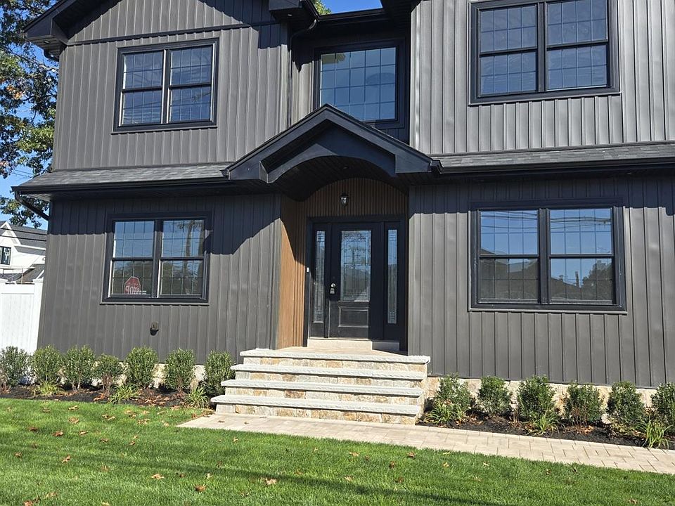 1st image of 1320 R Street