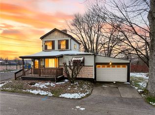 560 Connecticut Ave, Rochester, PA 15074