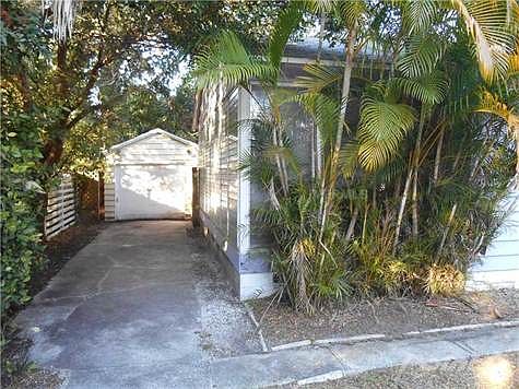 3rd image of 1827 Bahia Vista St
