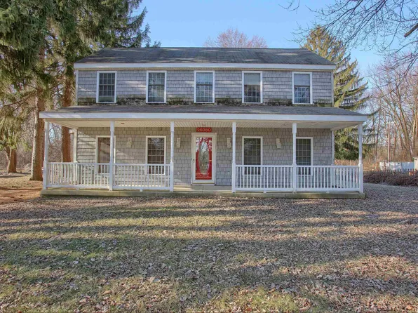 26080 Campau Ln, Harrison Township, MI 48045