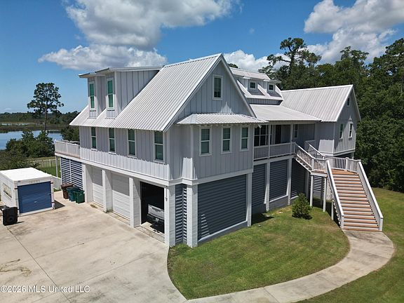 4th image of 10565 Shorecrest Rd