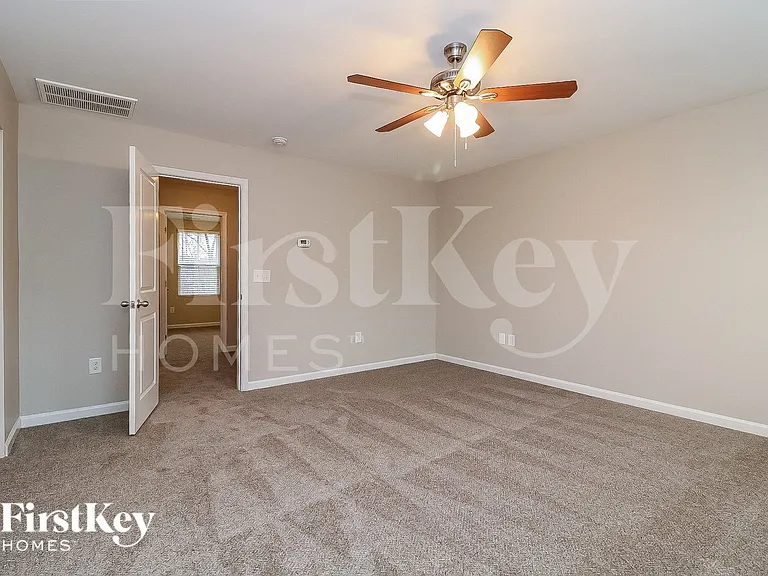 180 Fieldspar Ln — Photo 6