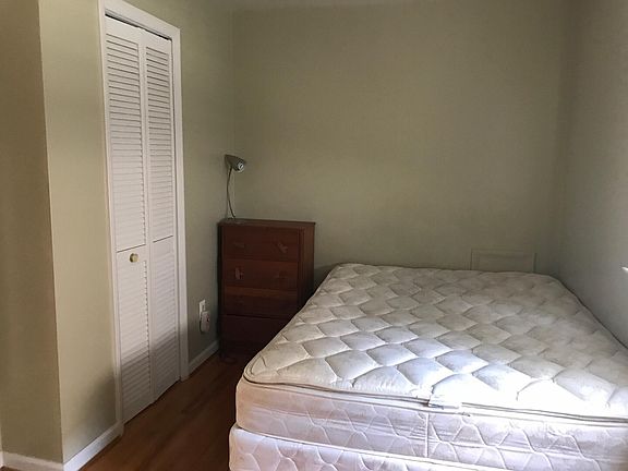 4th image of 1926 Evaline St Unit 2