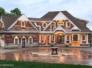 550 Merrywood Dr NW, Rochester, MN 55901