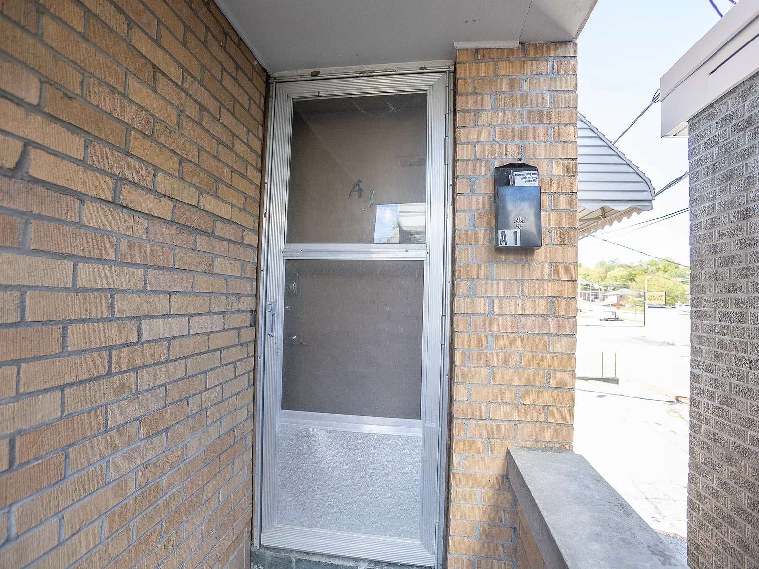 210 East Dunklin Street - A1 — Photo 3