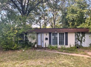 3713 Raymond Ave, Bridgeton, MO 63044