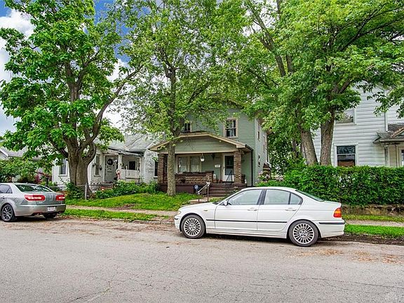 3rd image of 3204 E 2nd St