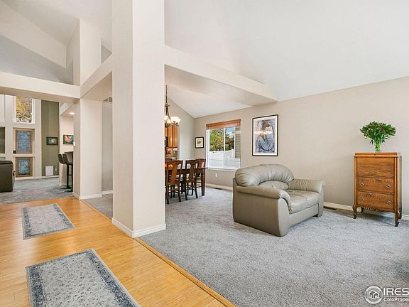 3rd image of 3890 Foothills Dr