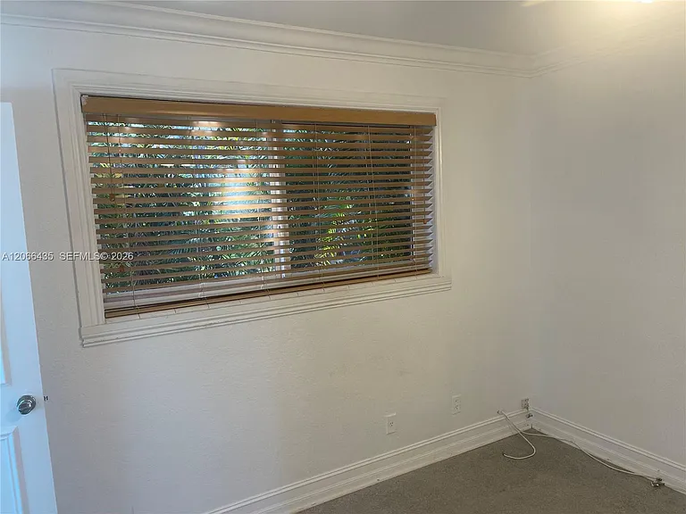 1400 N 16th Ave #2 — Photo 7