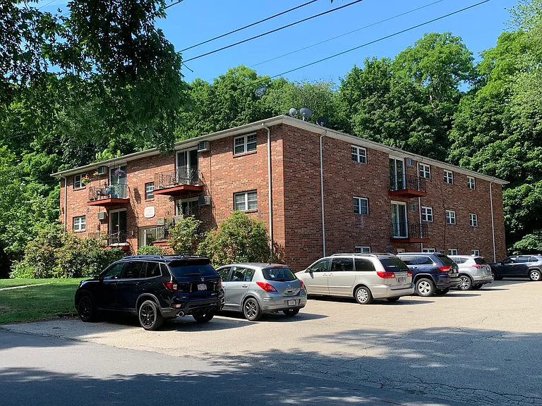 70 Madison St #16 — Photo 11