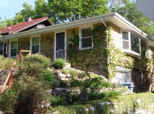 2327 Laurel Ave W, Minneapolis, MN 55405