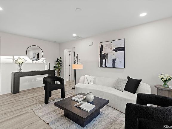 4th image of 2851 Birch Street